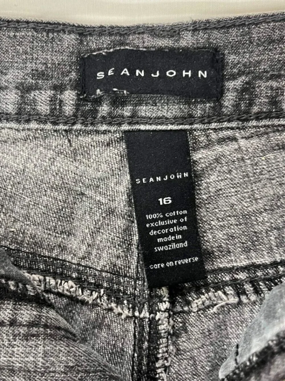 GUC Sean John Jeans Boys Dark Gray Distressed Straight Leg Denim Pants Size 16